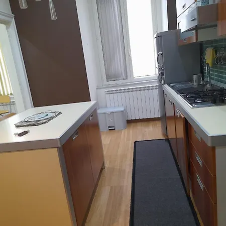 Casa De Luca 4* ナポリ